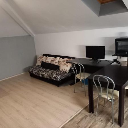 Apartament 2 Camere Chiajna Kültér fotó