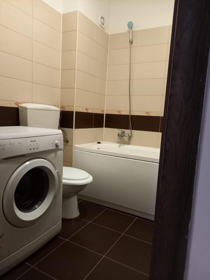 Apartament 2 Camere Chiajna Kültér fotó