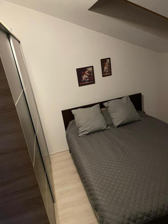 Apartament 2 Camere Chiajna Kültér fotó