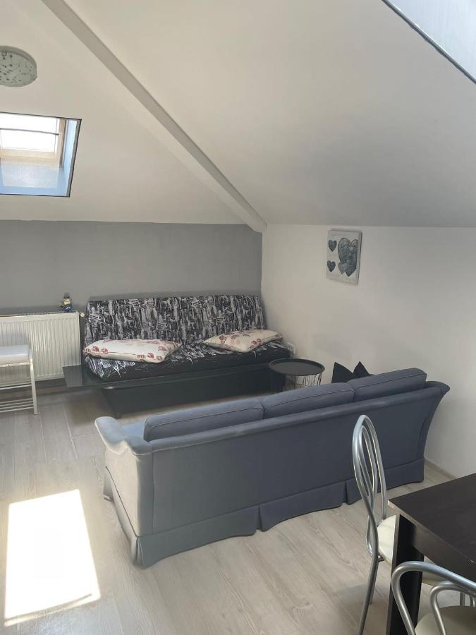 Apartament 2 Camere Chiajna Kültér fotó